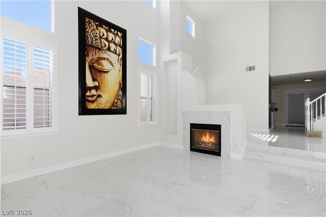 Building Photo - 9983 Canyon Peak Dr