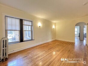 Building Photo - 2 bedroom in CHICAGO IL 60625