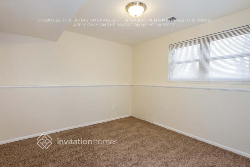 Building Photo - 836 Memphis St