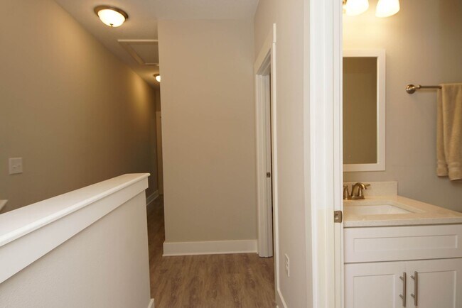 Building Photo - Great Location in Freeport