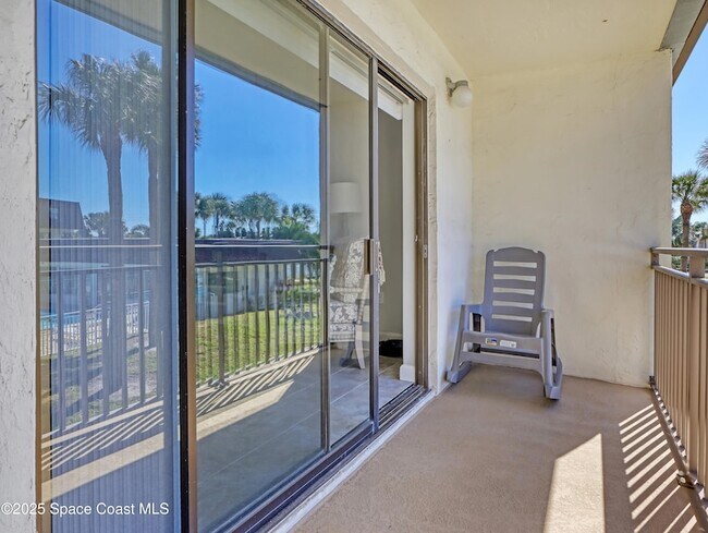 Building Photo - 170 Paradise Blvd