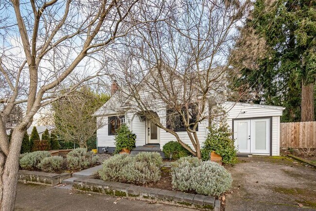 Building Photo - 8606 N Seward Ave