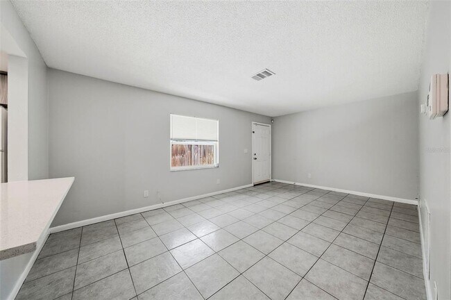 Building Photo - 2564 42nd Ave N