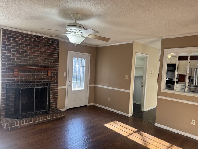 Building Photo - 107 Plantation Blvd