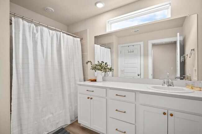 Building Photo - 7400 Travertine Spring Dr