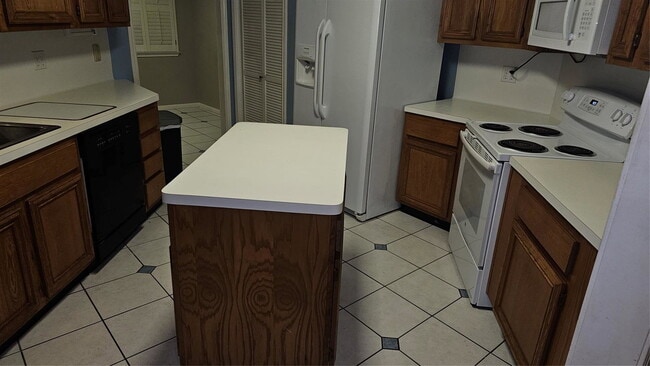 Building Photo - Duncaster Drive, Missouri City, TX 77459 - 3 BR 2.5 BA single-family home