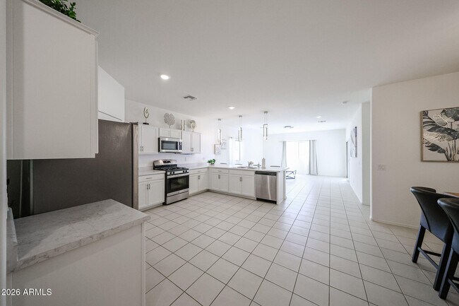 Building Photo - 7161 N 128th Ave