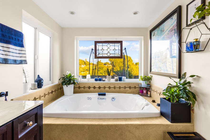 Building Photo - 7130 Gateshead Way