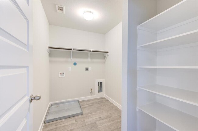 Building Photo - 2623 Finley Ln