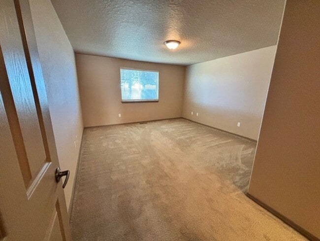 Building Photo - 51269 Riley Ln