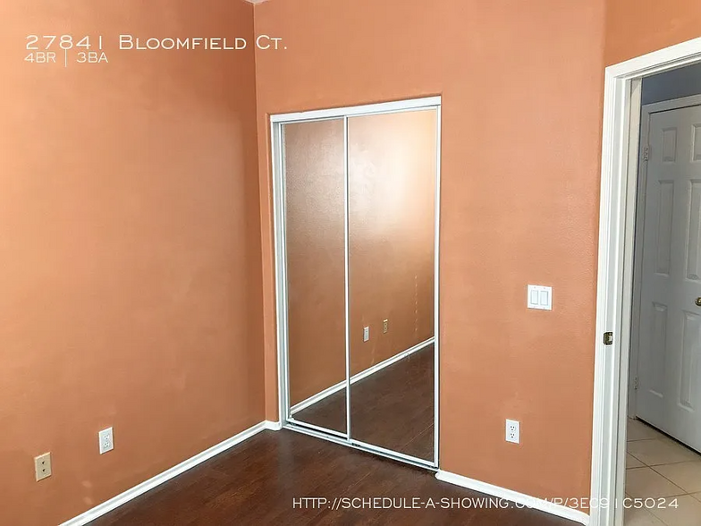 Flr level BR4, mirrored closets - 27841 Bloomfield Ct