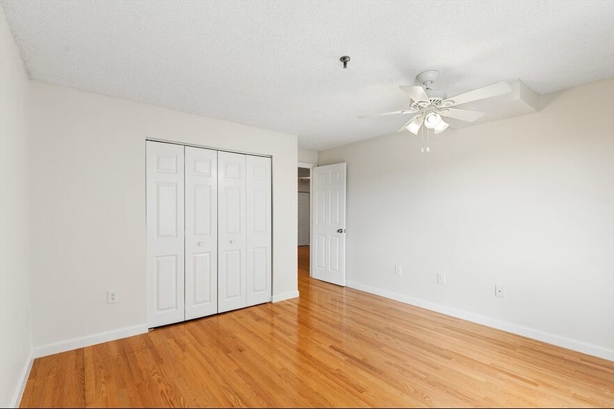 Building Photo - 3920 Mystic Valley Pky