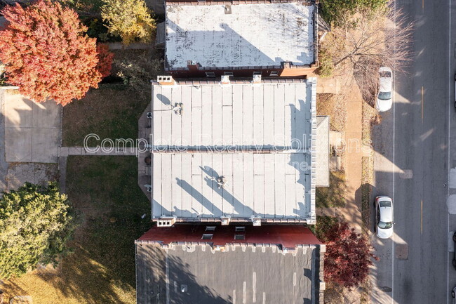 Building Photo - 3001 S Compton Ave