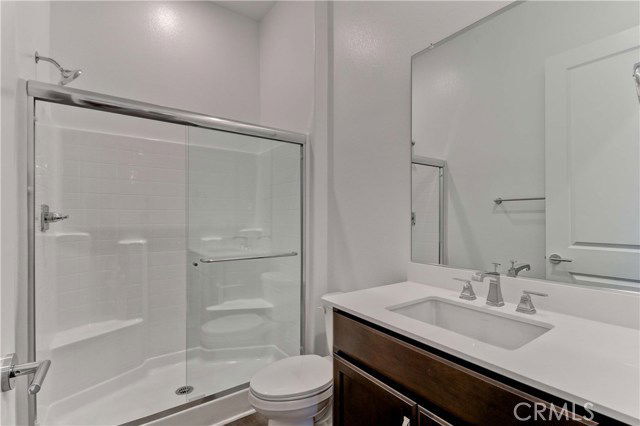 Building Photo - 130 Spectacle