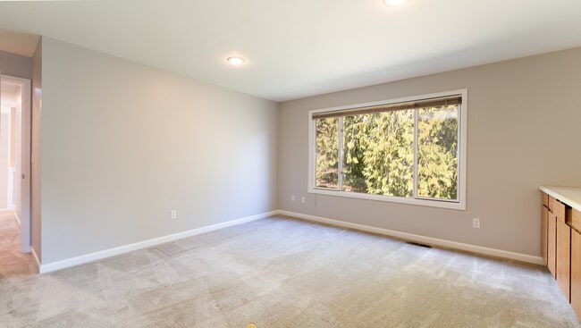 Building Photo - 23516 NE 22nd St