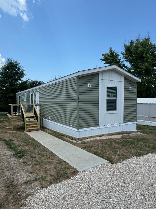 Primary Photo - 27a Fox Haven Dr
