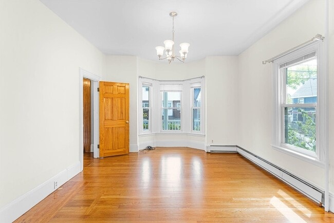 Primary Photo - 51 Newbury St