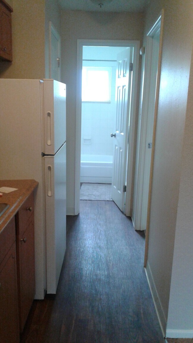 Floorplan - Swedish Plaza Apartments