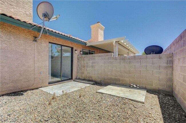 Building Photo - 313 Crosswind Way