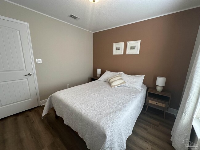 Building Photo - 8791 Prowler Ct