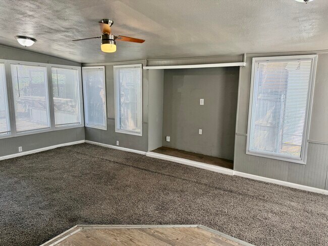 Building Photo - 4818 36th St