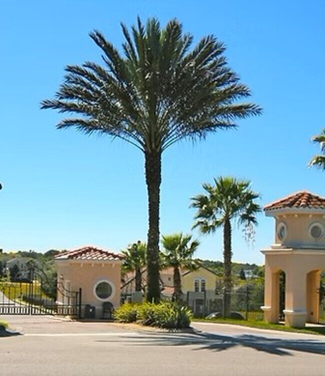 Building Photo - 4BR/4BA - POOL HOME     Calabay Park at To...