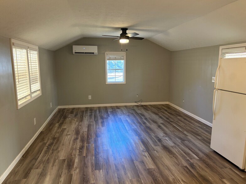 Building Photo - 1470 Gulley River Rd