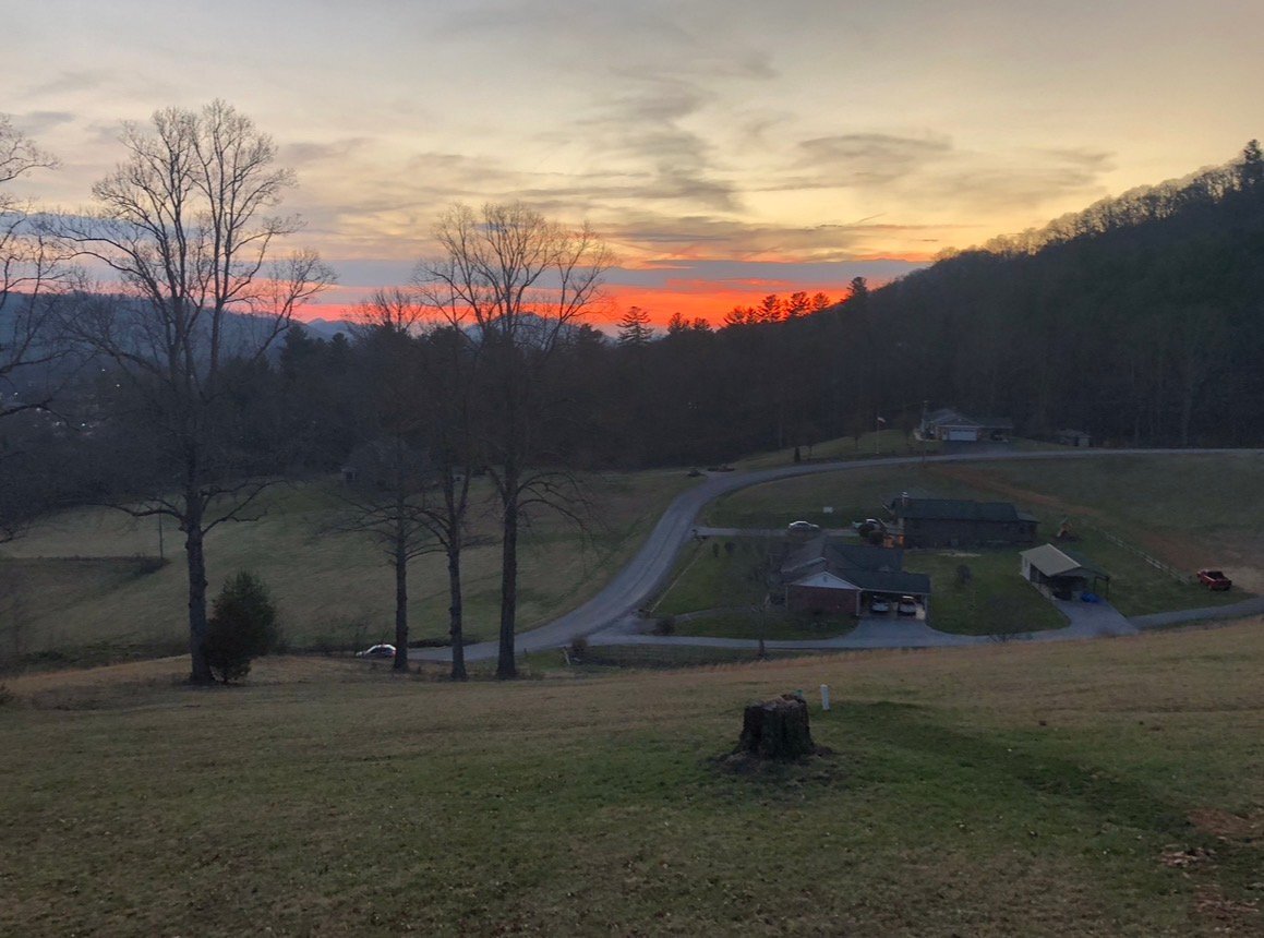 Building Photo - 111 Sunrise Ln