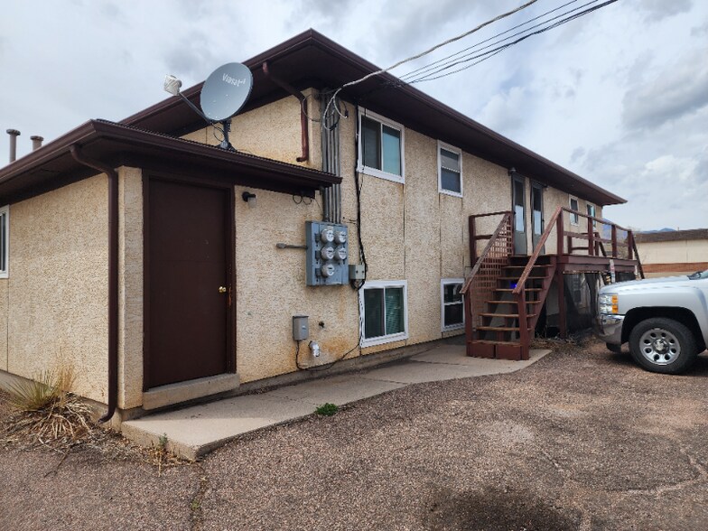 Building Photo - 4223 Forrest Hill Rd