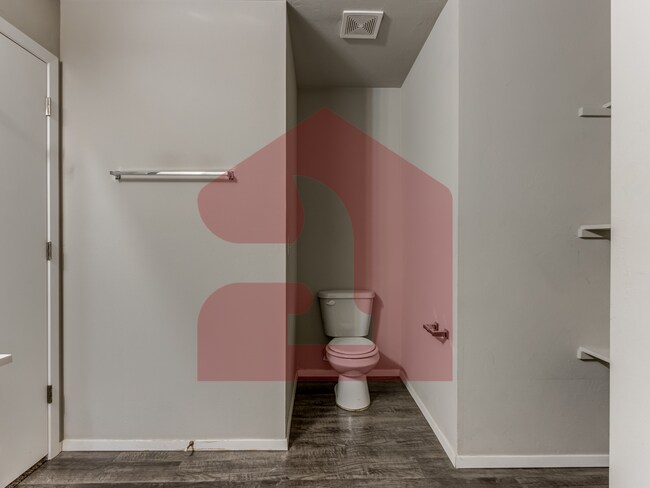 Building Photo - 1865 Jack Rabbit Ln