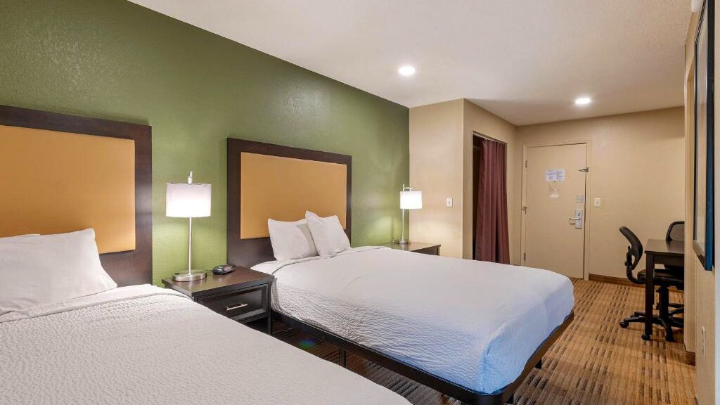 Building Photo - 5830 Westpark Dr