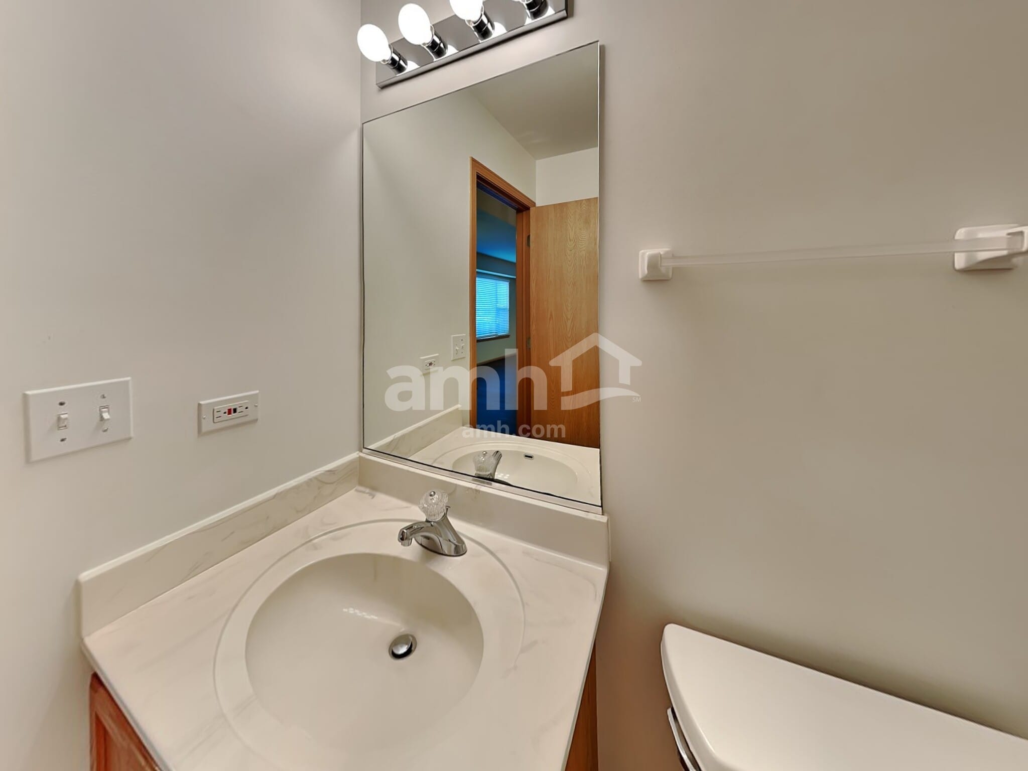 Building Photo - 34248 N Needlegrass Dr