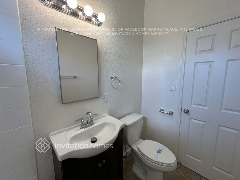 Building Photo - 312 Hopkins Dr