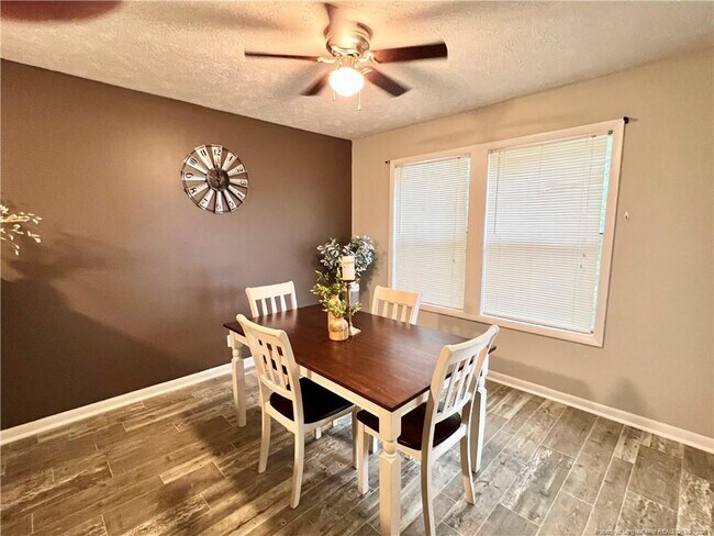 Building Photo - 6792 Willowbrook Dr