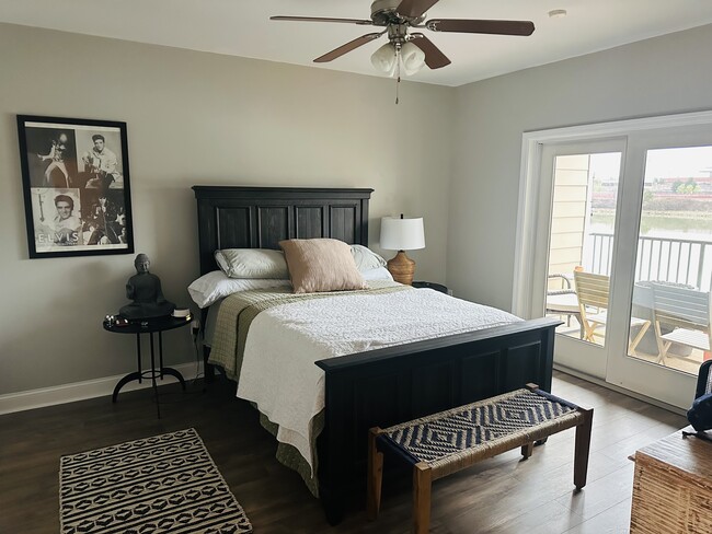 Master bedroom - 3001 River Towne Way