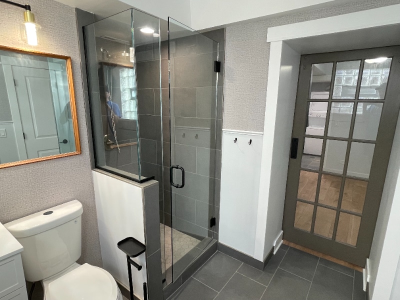 Building Photo - 4037 N St Louis Ave