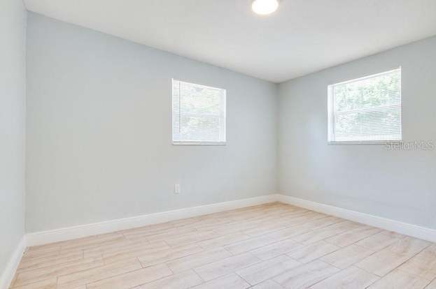 Building Photo - 9215 Starkey Rd