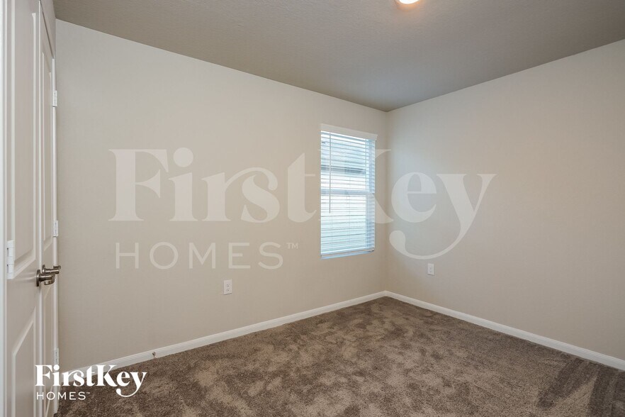 Building Photo - 4527 Meadowland Pl