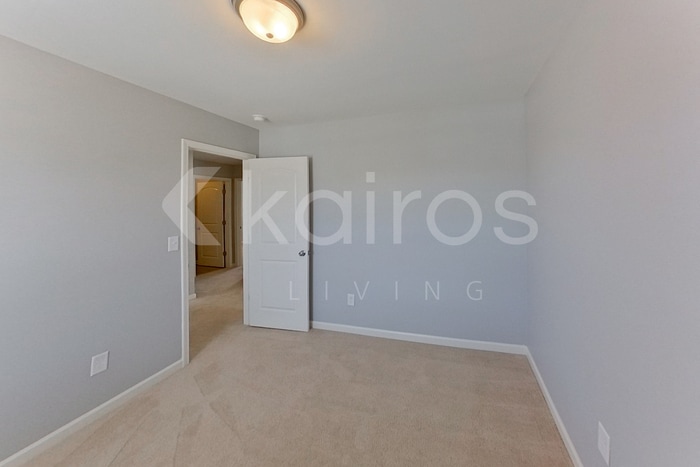 Building Photo - 605 Ivy Brook Way