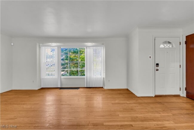 Building Photo - 1044 S Belvoir Blvd