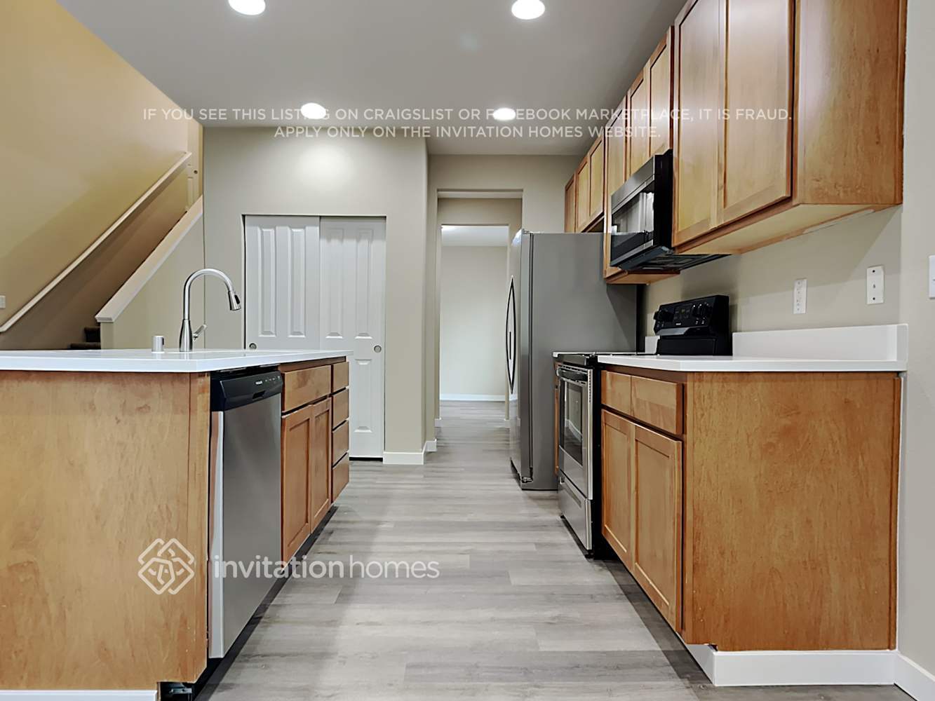 Building Photo - 9208 Periwinkle Loop NE