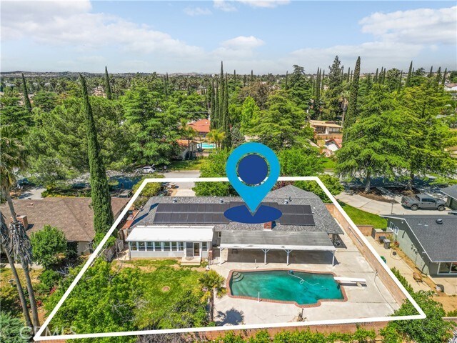 Building Photo - 1046 Dysart Dr