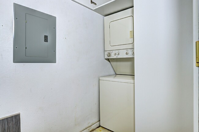 Building Photo - 2711 Welton St