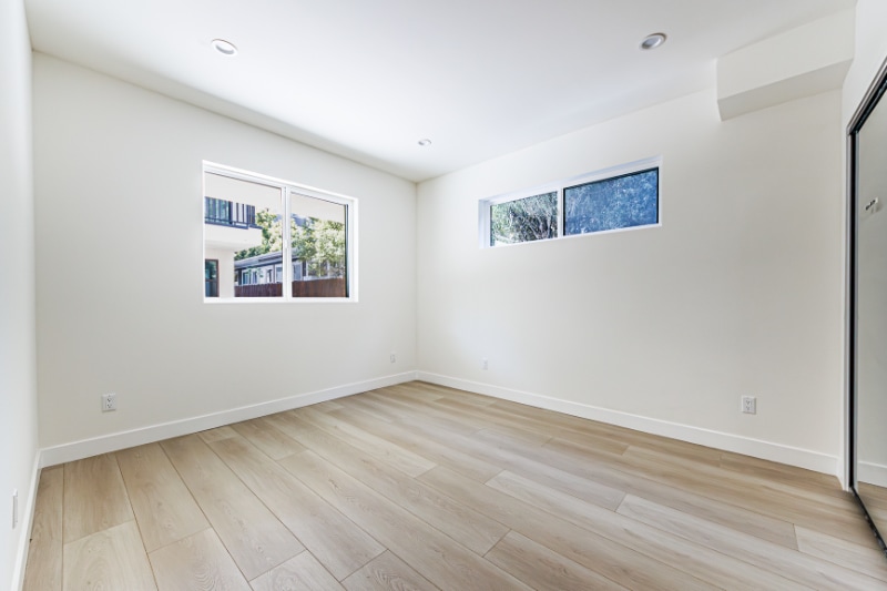 Building Photo - 1330 Tamarind Ave