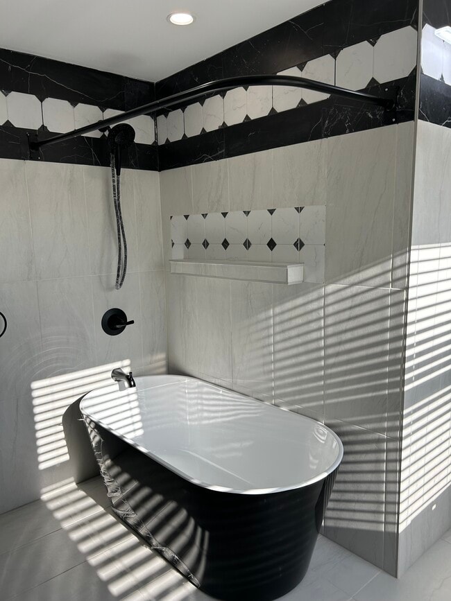 Building Photo - 72 Delaware Ave