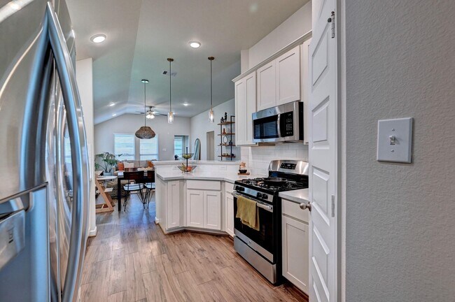 Building Photo - 8122 Peralta Valley Ct