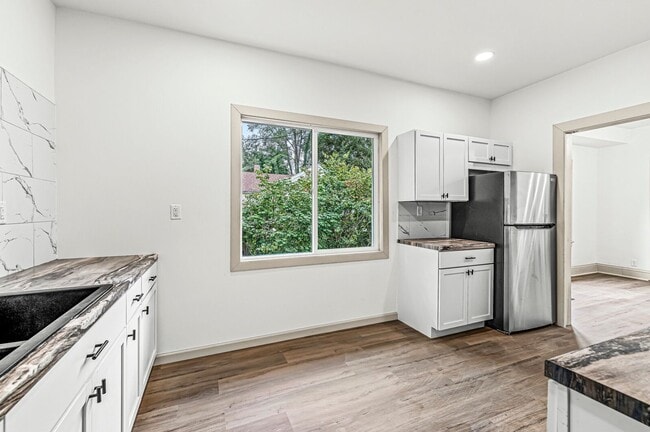 Building Photo - 1226 O Brien St