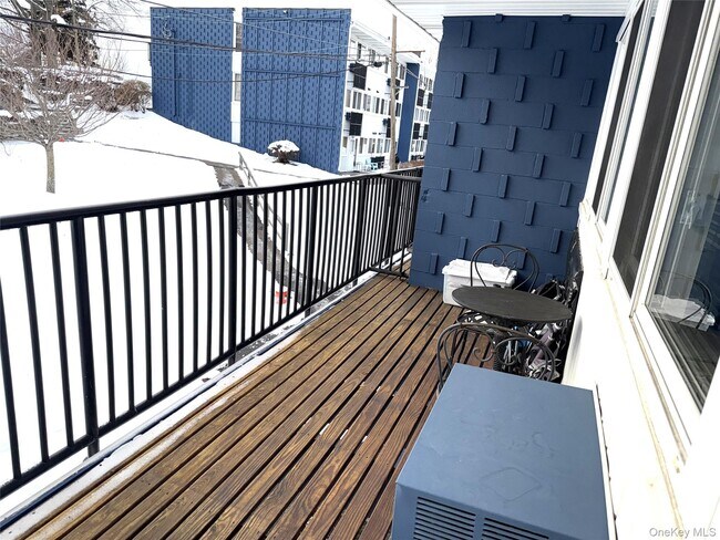 Building Photo - 3 Wyndover Woods Ln