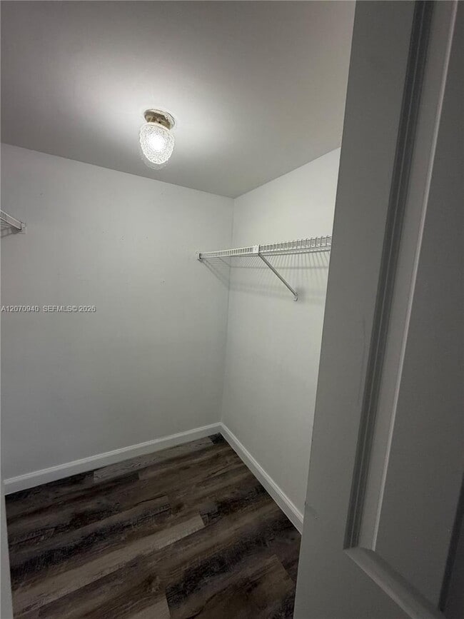 Building Photo - 7925 S Colony Cir