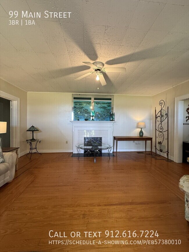 Building Photo - 99 Main St